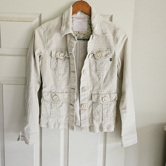 3/$15 Romeo & Juliet Couture S Jacket - Picture 1 of 8